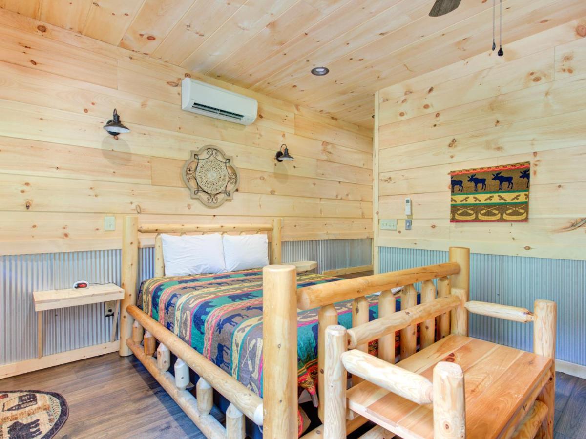 Вилла Bearly Hidden Гатлинбург Экстерьер фото